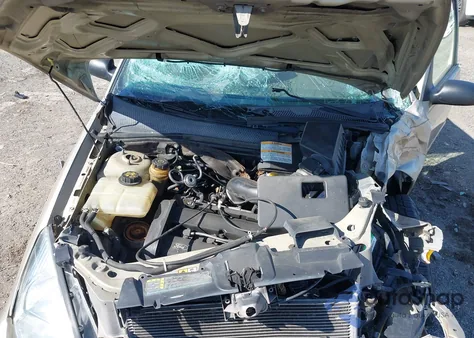 2001 Ford Focus Se/Se Sport z USA, uszkodzony, nr VIN 1FAFP34331W295692